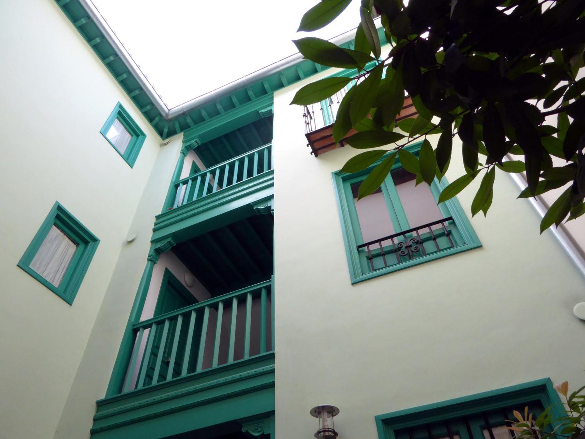 Laurel Suites Apartments, Granada